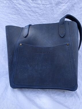 Portland Leather Deep Water Tote bag